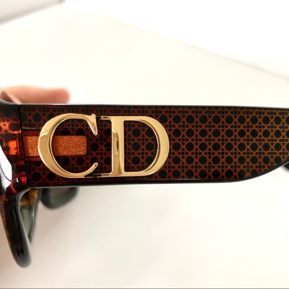 Dior Sunglasses- NEW WITH TAGS - Picture 10 of 15